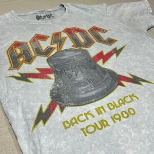 ACDC Back In Black Tour 1980 Graphic‎ T-Shirt Gray Distressed Rock Band Tee